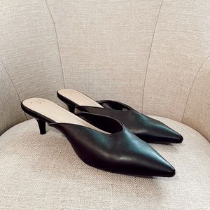 Black Kitten Heel Pumps